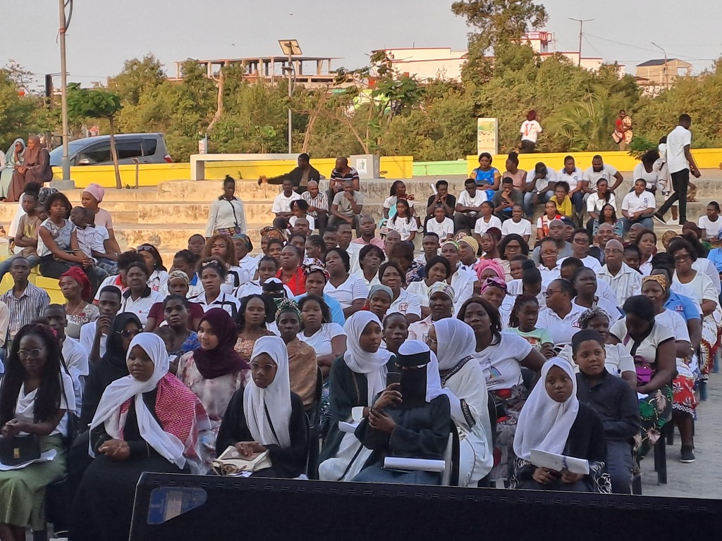 A Beira un grande incontro promosso dalla Comunità di Sant'Egidio riunisce i rappresentanti delle religioni per la pace
